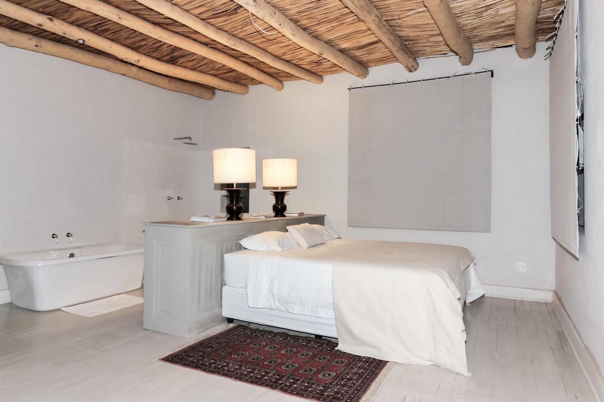Bed and Breakfast The Whyte House Graaff-Reinet Esterno foto