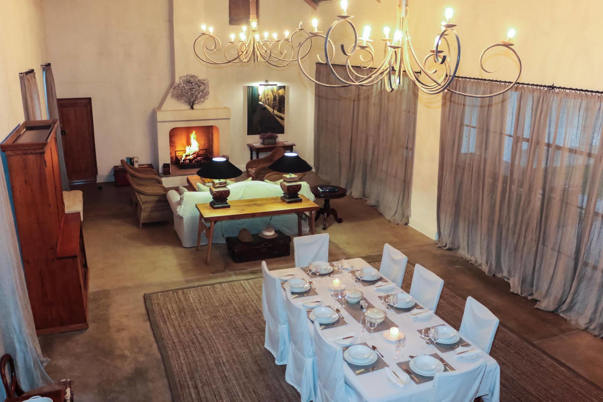 Bed and Breakfast The Whyte House Graaff-Reinet Esterno foto